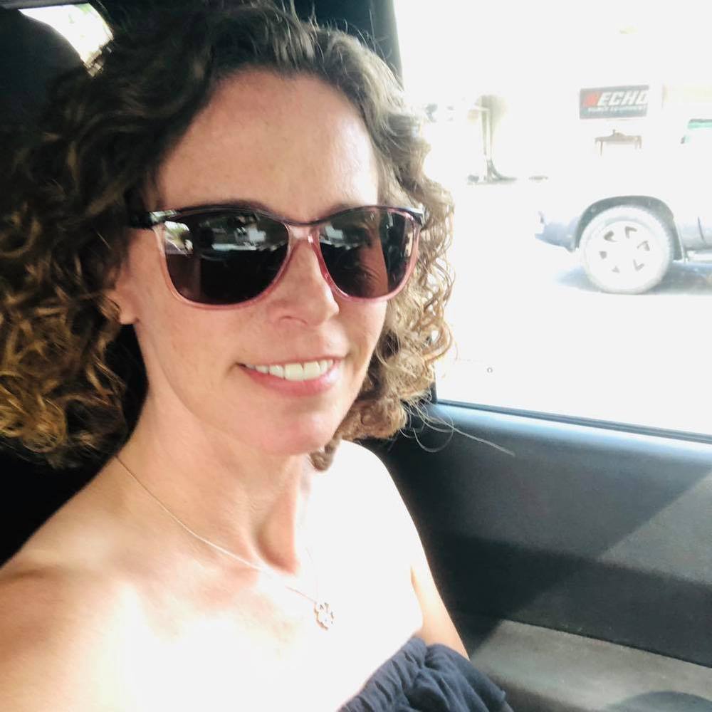 Meet your Posher, Lorrie